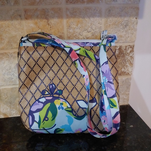 Vera Bradley Beach crossbody &. Wristlet - Picture 3 of 9